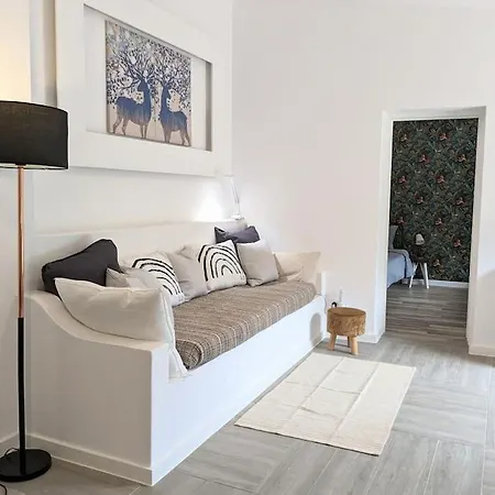 Holiday home Off-grid Retreat In The Algarve *